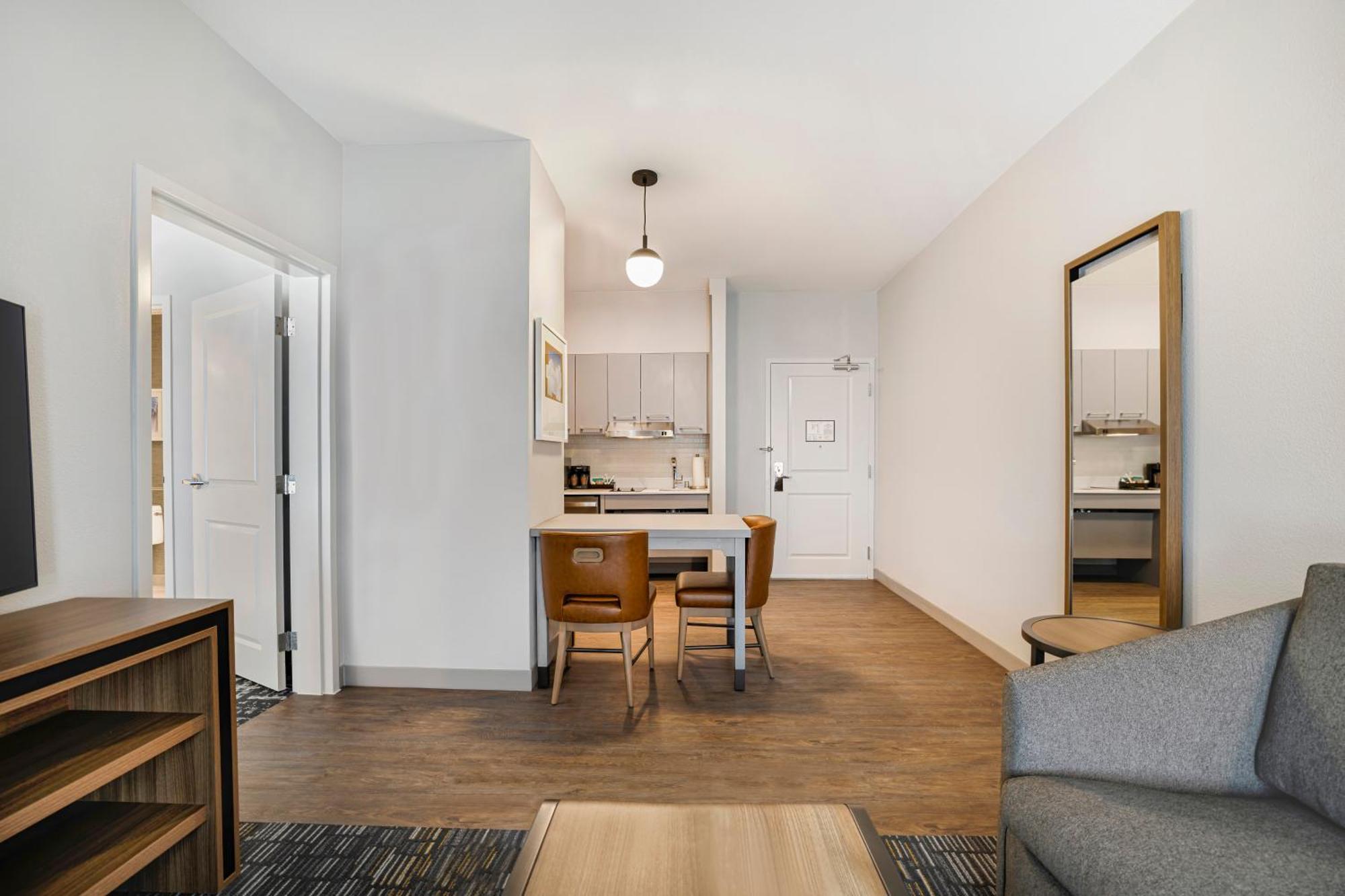 Hotel Homewood By Hilton Plano-richardson